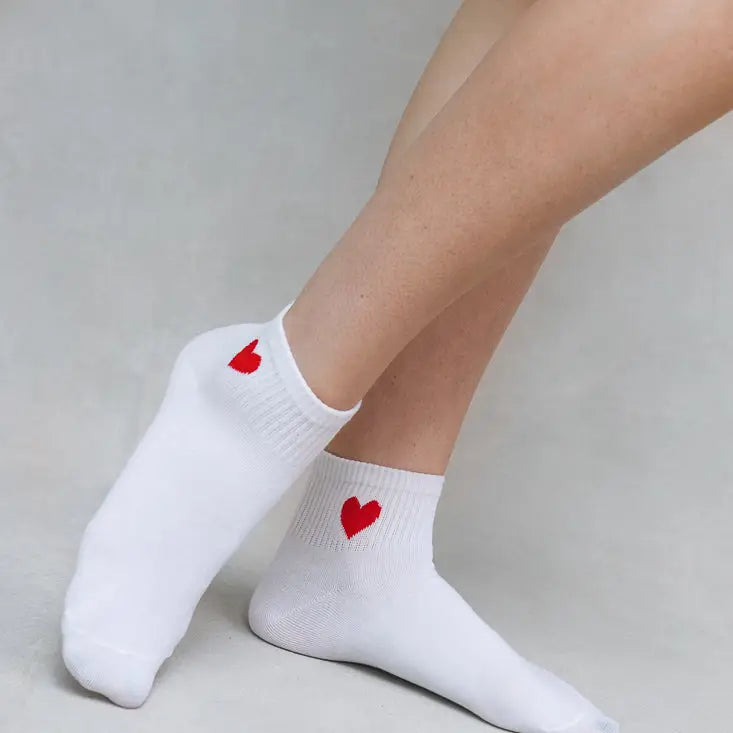 Trend Notes | White Heart Short Socks