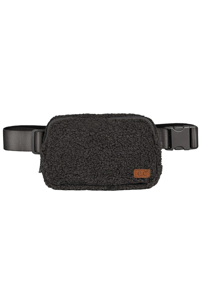 Trend Notes | Sherpa Fanny Packs